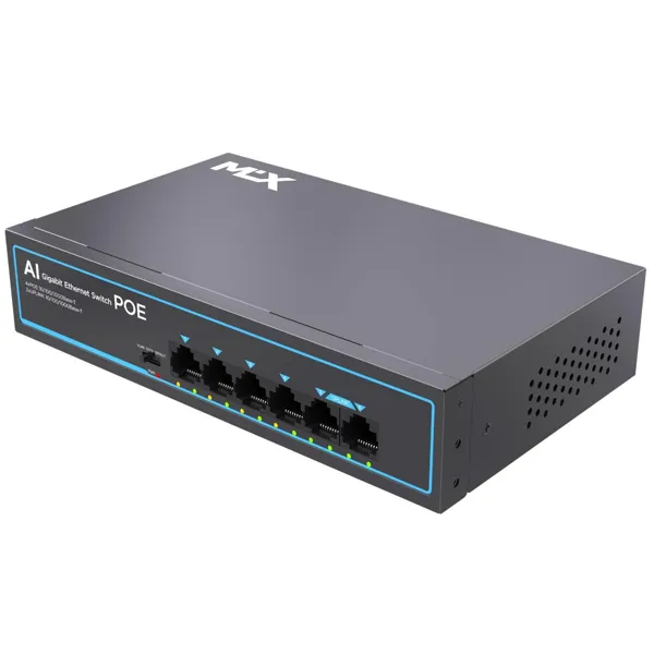 PoE LAN SVIČ GIGABITNI MLX-SG06P - Gornji kosi prikaz kompaktnog mrežnog razvodnika podataka MLX na čistoj beloj pozadini koji prikazuje ventilacione otvore na bočnoj strani šasije