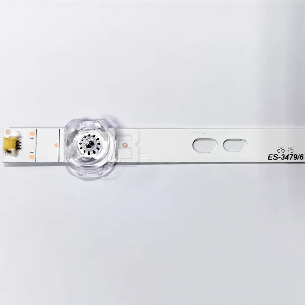 LED BAR-HISENSE 43A63H - Pozadinsko svetlo za Hisense TV krupan kadar oznake ES3479/6 i konektora