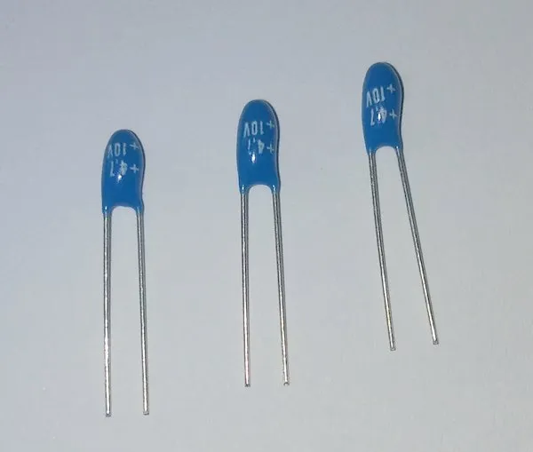 E4.7MF/10V-T - 