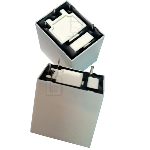 RELE HF152FD-012 - 
