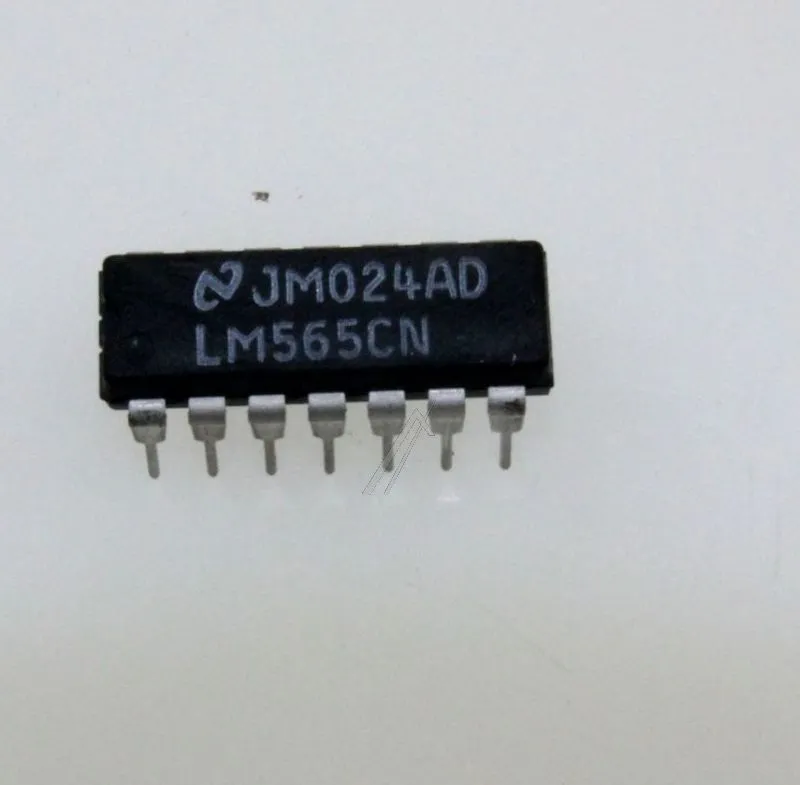 LM565CN IC KOLO - 
