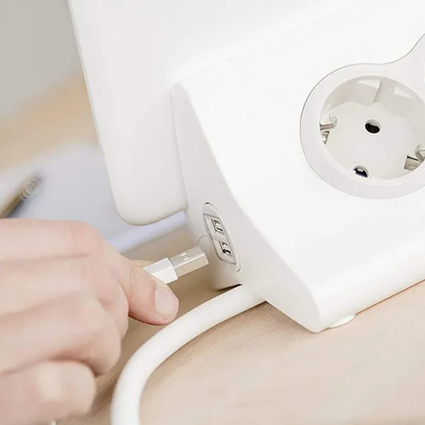 RAZVODNIK 3UTC-694810 - produzni usb i drzac tableta