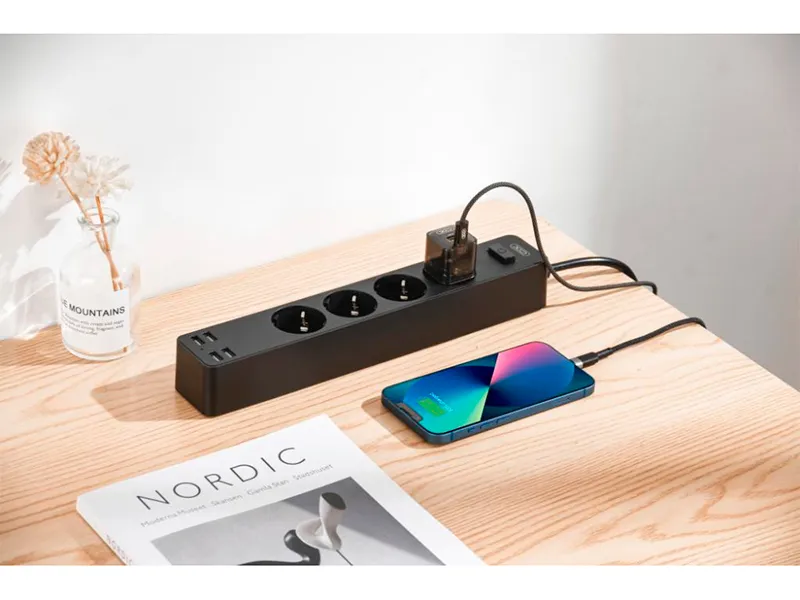 RAZVODNIK 4UTC1.8USB4 - xo-produzni-kabl-wl10-4-uticnice-4usb-1-8m-4423_1