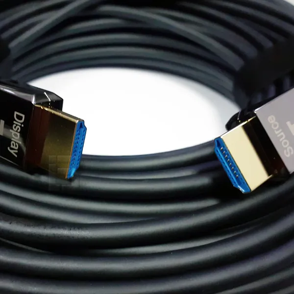 HDMI V2.0-OPTIČKI KABL 25m - opticki-hdmi-source-display