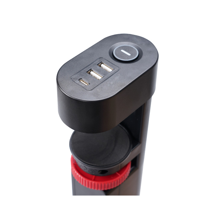 RAZVODNIK 3UTC1.5/P-USB - stoni produzni kabl usb i prekidac