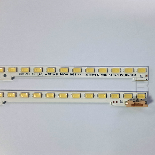 LED SAMSUNG32LR - 2011svs32_456k_h2_1ch_pv_right44